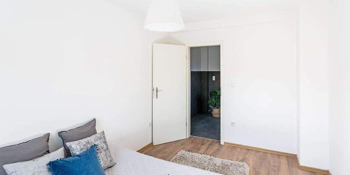 Mehrfamilienhaus, Wohnhaus Seelze Dedensen - 7 Zimmer, 227 m&sup2;, 498.000&euro; | Angebot:25770340