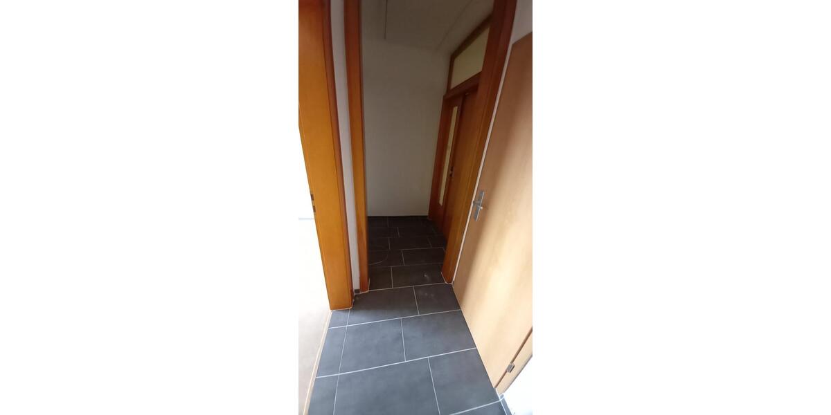 Dachgeschoßwohnung Burgdorf - 3 Zimmer, 65 m&sup2;, 700&euro; | Angebot:24724383