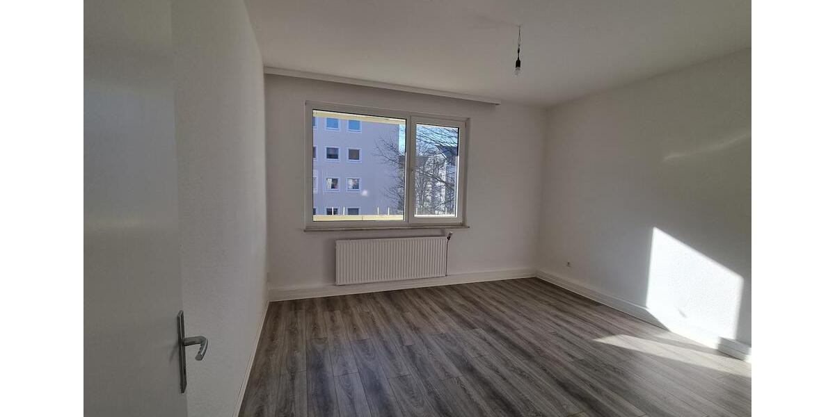 Etagenwohnung Hannover Linden-Limmer - 3 Zimmer, 72 m&sup2;, 820&euro; | Angebot:25367951