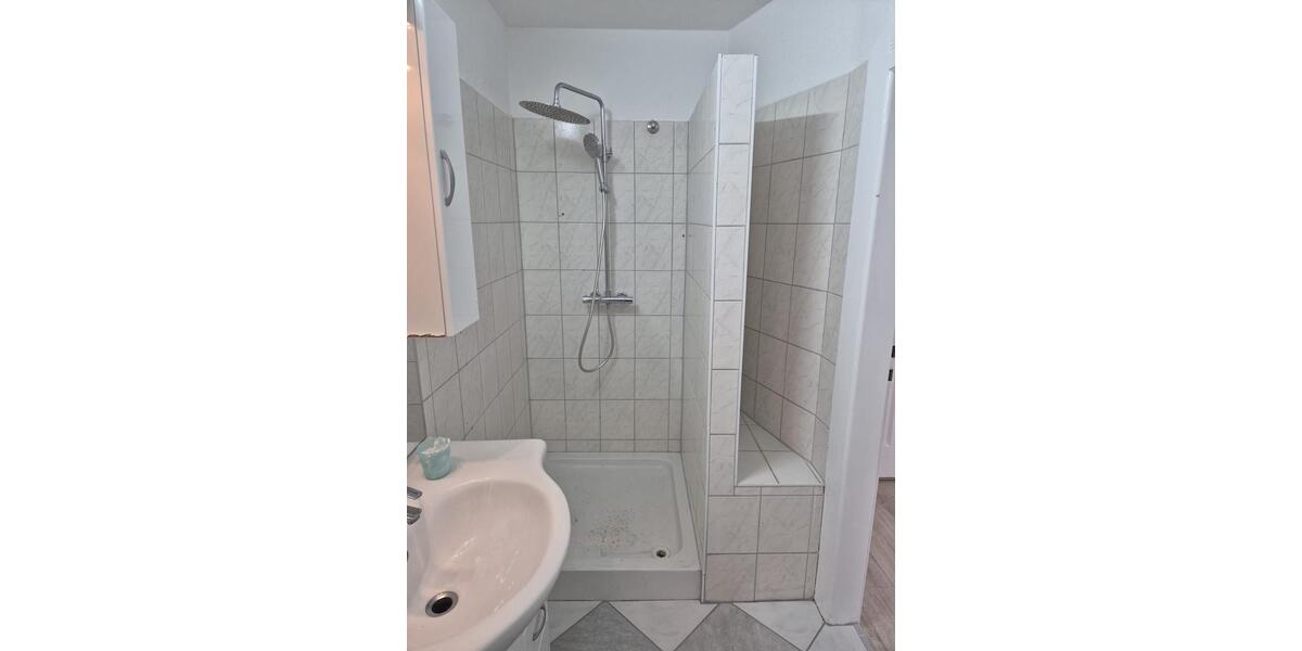 Etagenwohnung Langenhagen Brink - 3 Zimmer, 97 m&sup2;, 1.200&euro; | Angebot:25539911