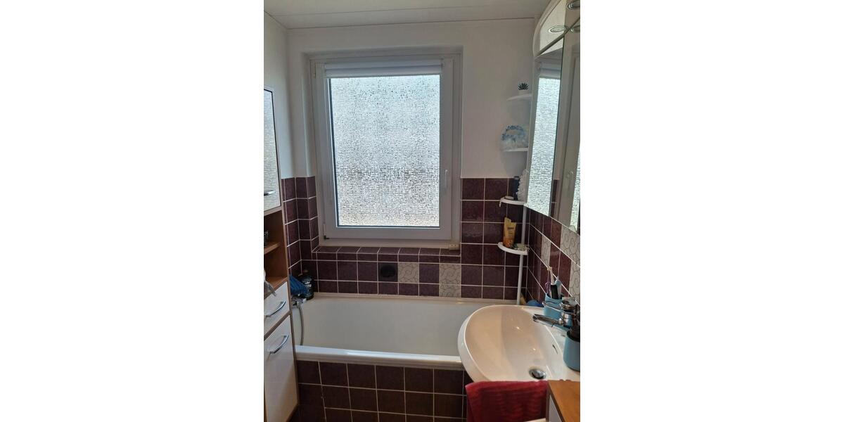 Erdgeschoßwohnung Seelze - 2 Zimmer, 65 m&sup2;, 600&euro; | Angebot:26050389