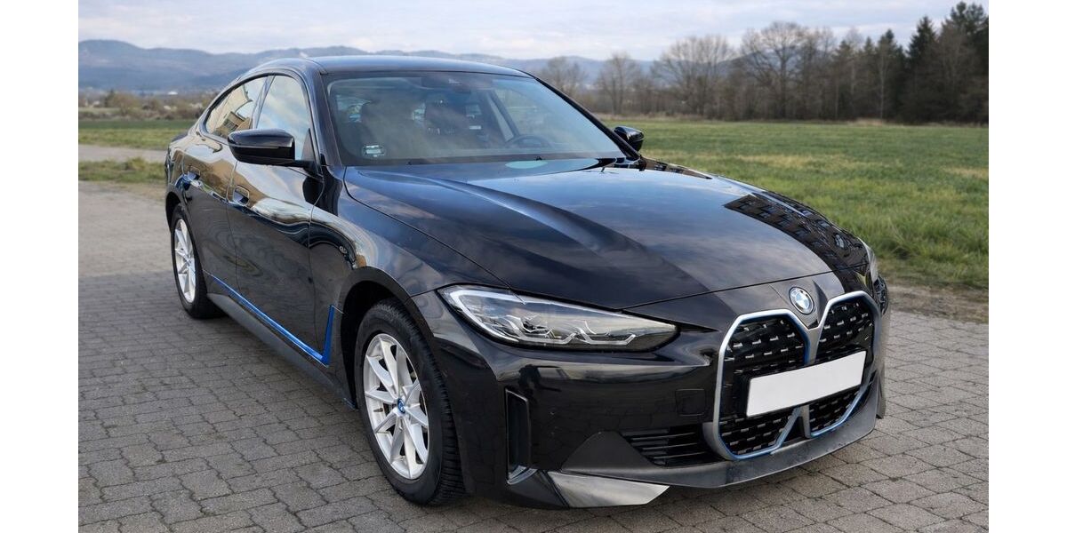 BMW i4 115.619 km 28.990 &euro; Hannover 30657