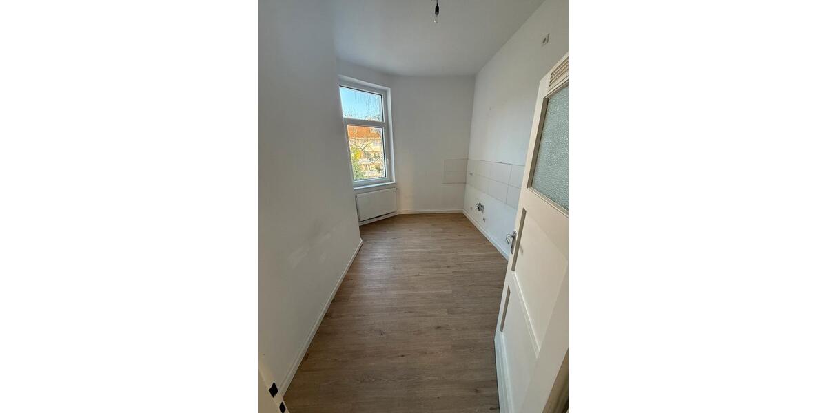 Etagenwohnung Hannover Nord - 3 Zimmer, 75 m&sup2;, 1.050&euro; | Angebot:25841576