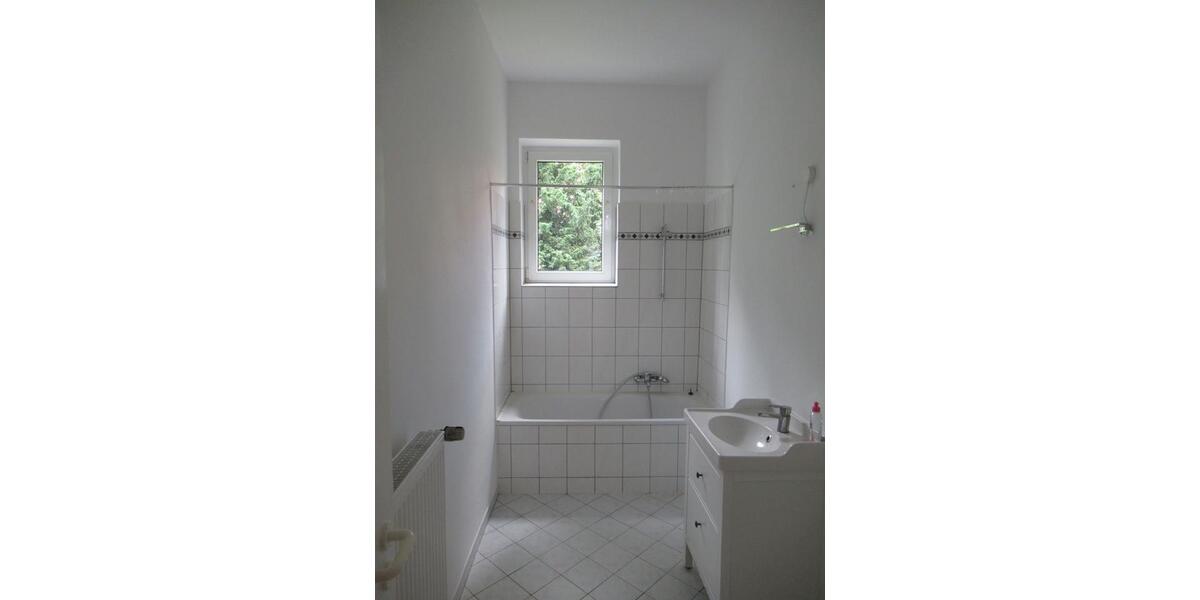 Erdgeschoßwohnung Hannover Vahrenwald-List - 4 Zimmer, 91 m&sup2;, 910&euro; | Angebot:25974419