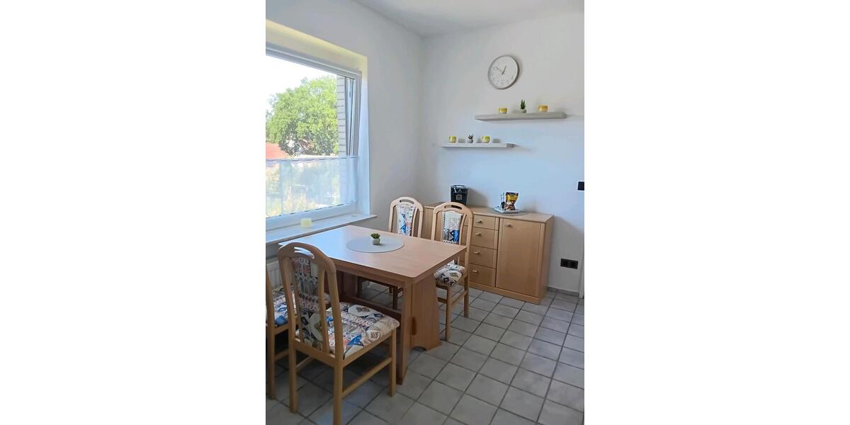 Dachgeschoßwohnung Neustadt am Rübenberge - 3.5 Zimmer, 120 m&sup2;, 1.100&euro; | Angebot:25613357