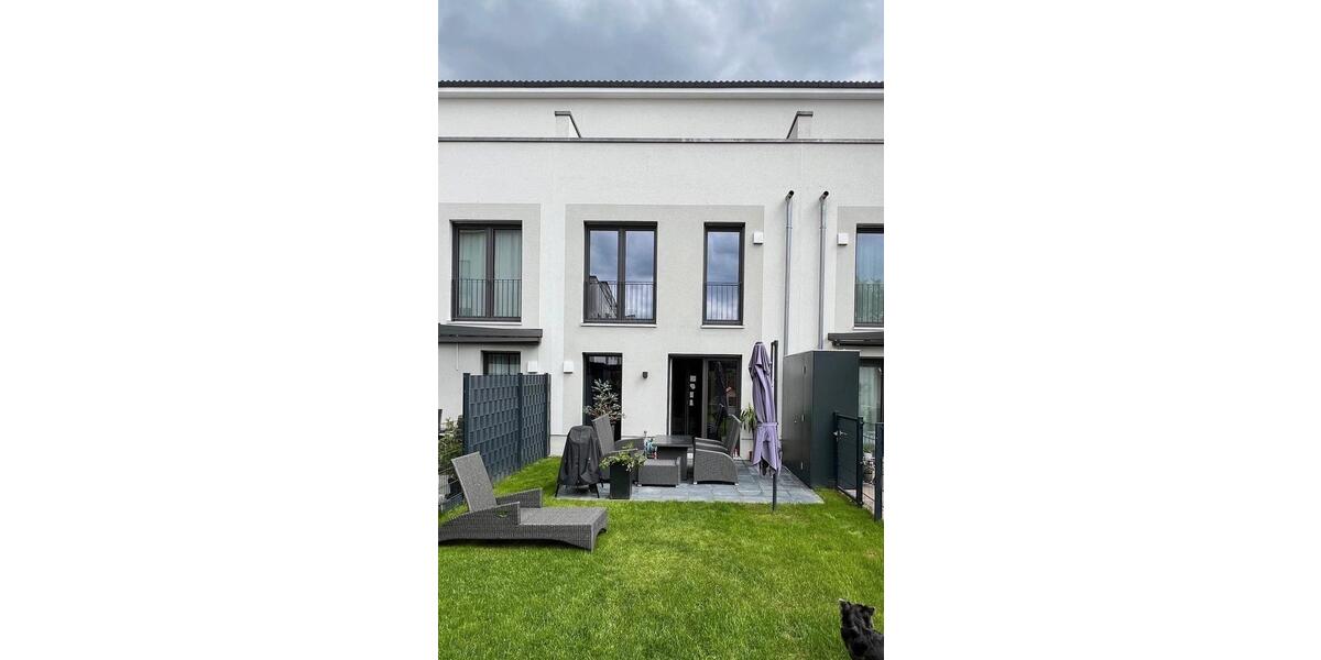 Reihenhaus Bad Münder am Deister - 6 Zimmer, 145 m&sup2;, 1.700&euro; | Angebot:26366784