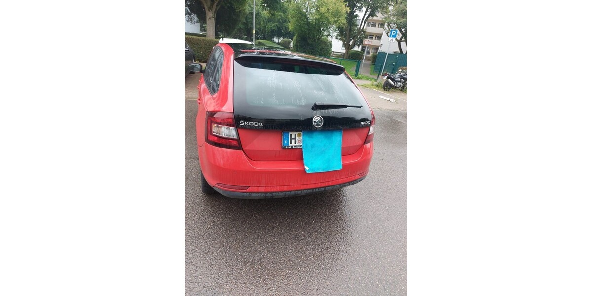 Skoda SKODA RAPID NH SPACEPACK 92.000 km 9.500 &euro; Laatzen 30880