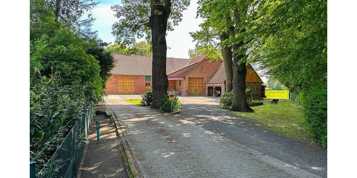 Einfamilienhaus Wunstorf Bokeloh - 8 Zimmer, 220 m&sup2;, 835.000&euro; | Angebot:25971160