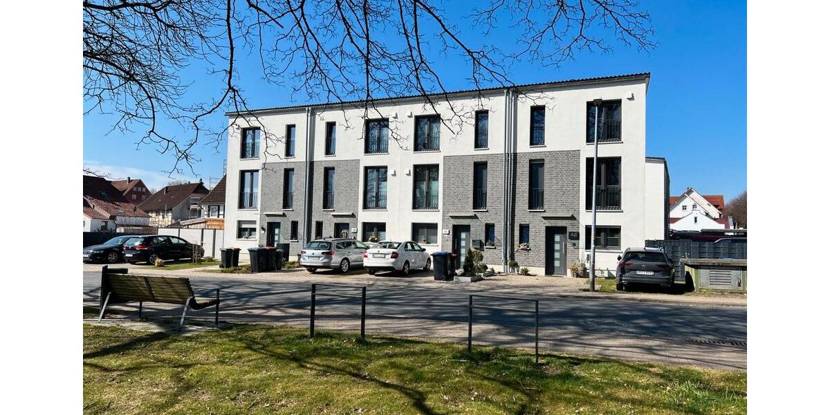 Reihenhaus Bad Münder am Deister - 6 Zimmer, 145 m&sup2;, 1.700&euro; | Angebot:26366784