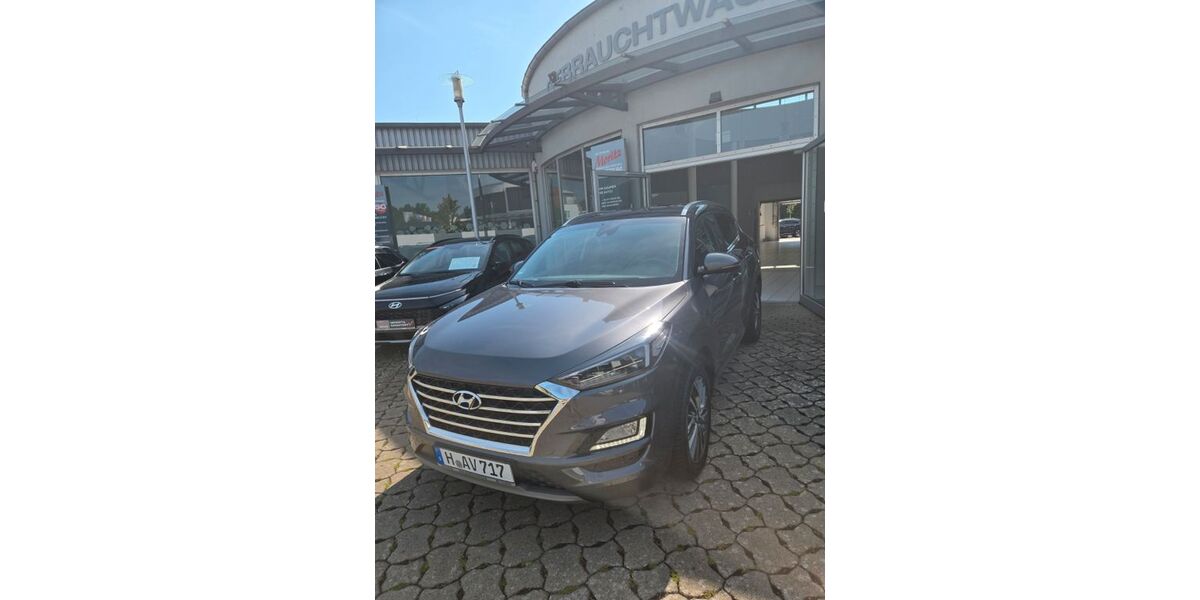 Hyundai TUCSON 82.000 km 20.700 &euro; Hannover 30453