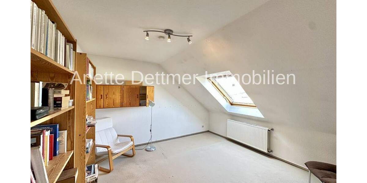 Doppelhaushälfte Burgwedel / Großburgwedel Großburgwedel - 8 Zimmer, 221 m&sup2;, 499.000&euro; | Angebot:25695309
