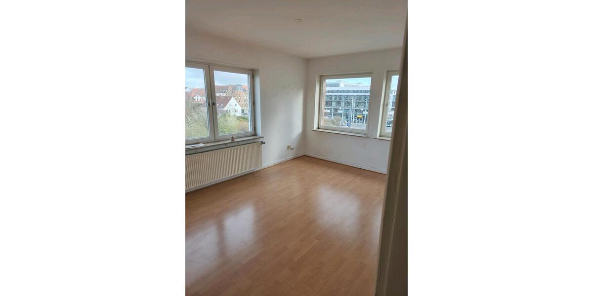 Etagenwohnung Hannover Mitte - 2 Zimmer, 75 m&sup2;, 840&euro; | Angebot:25991348