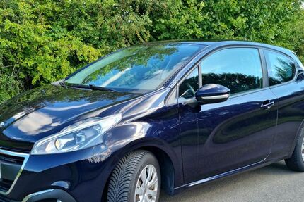 Peugeot 208 87.300 km 6.499 &euro; Sarstedt 31157