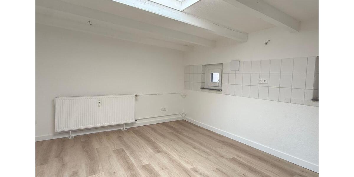 Dachgeschoßwohnung Hannover Vahrenwald-List - 3 Zimmer, 99 m&sup2;, 1.080&euro; | Angebot:26364151