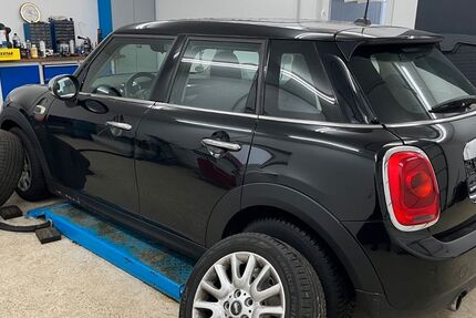 Mini Cooper 74.300 km 11.990 &euro; Wunstorf 31515