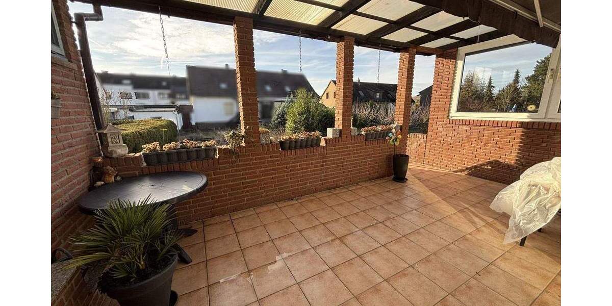 Reihenendhaus Sehnde - 5 Zimmer, 145 m&sup2;, 360.000&euro; | Angebot:25672945