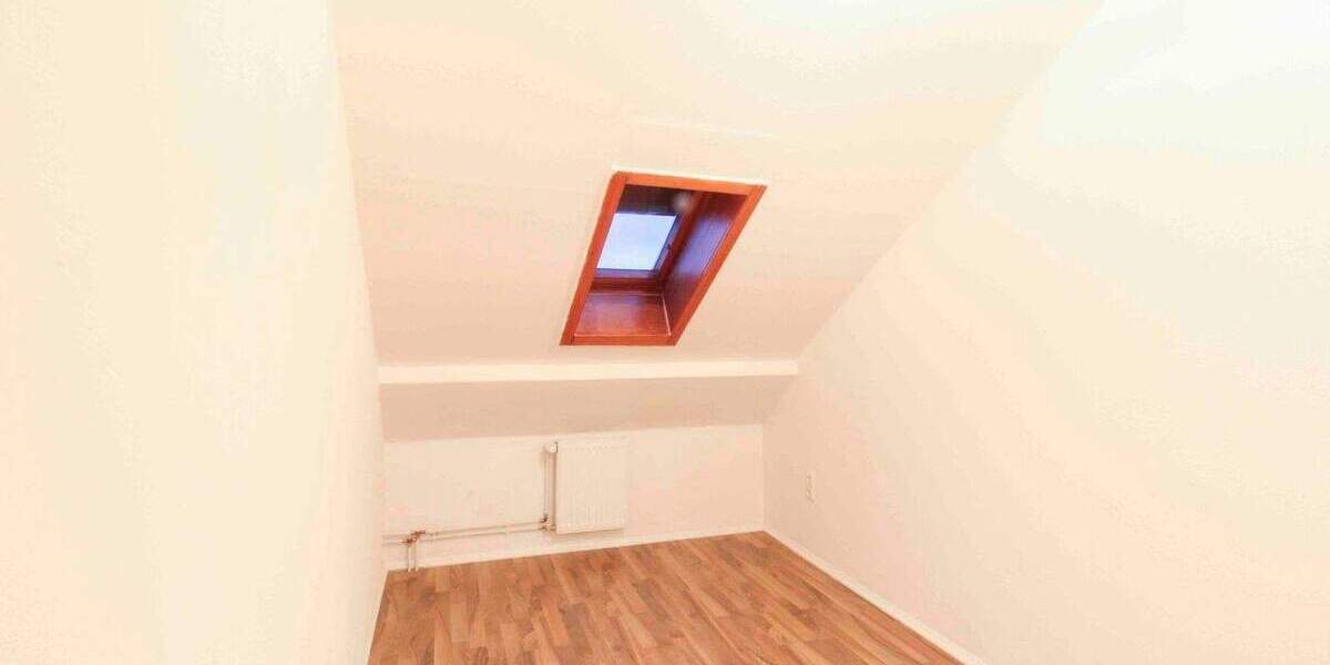 Reihenmittelhaus Springe Bennigsen - 6 Zimmer, 110 m&sup2;, 229.000&euro; | Angebot:25942135