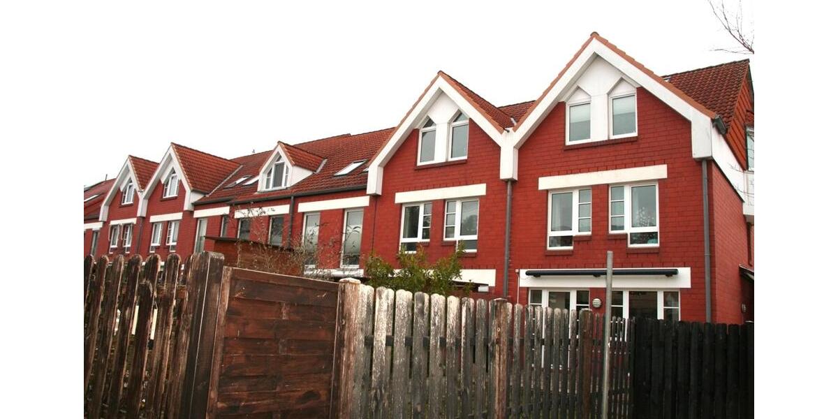 Reihenhaus Laatzen - 6 Zimmer, 150 m&sup2;, 1.550&euro; | Angebot:25612681