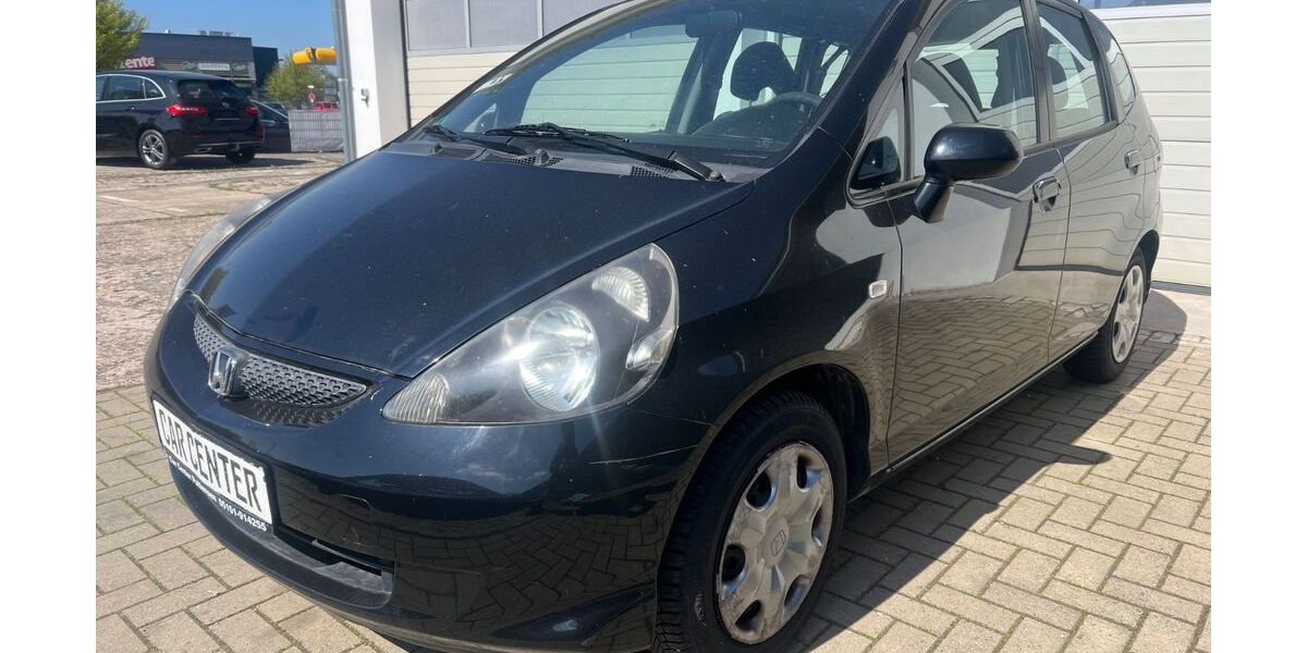 Honda Jazz 180.000 km 1.790 &euro; Hannover/Pattensen 30982