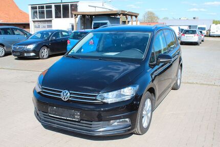 VW Touran 157.806 km 12.790 &euro; Neustadt am Rübenberge 31535