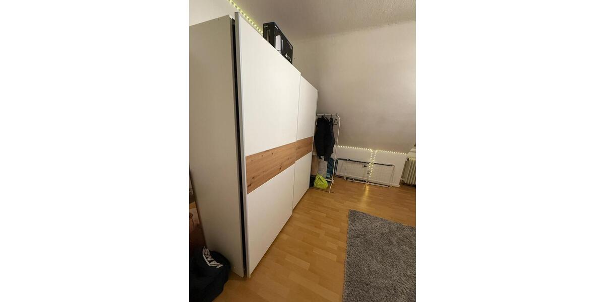 Dachgeschoßwohnung Hannover Bult - 1 Zimmer, 25 m&sup2;, 520&euro; | Angebot:26012811
