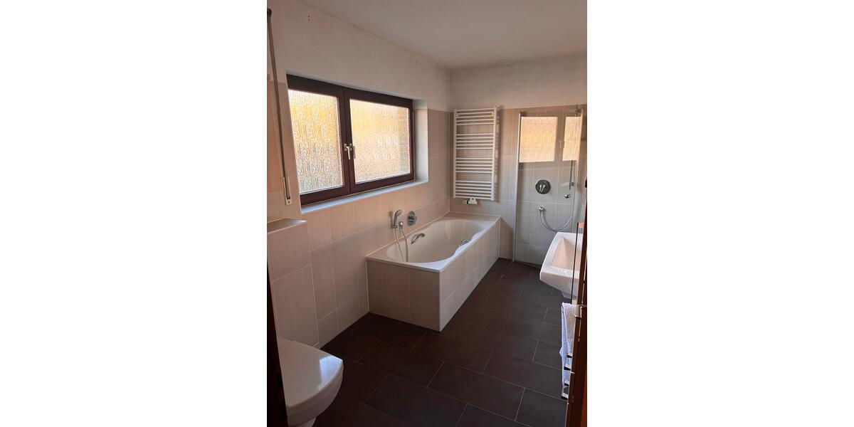 Einfamilienhaus Wennigsen (Deister) - 5 Zimmer, 160 m&sup2;, 1.500&euro; | Angebot:25302613