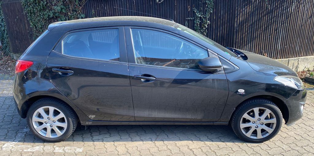 Mazda 2 75.000 km 5.500 &euro; Hannover 30457