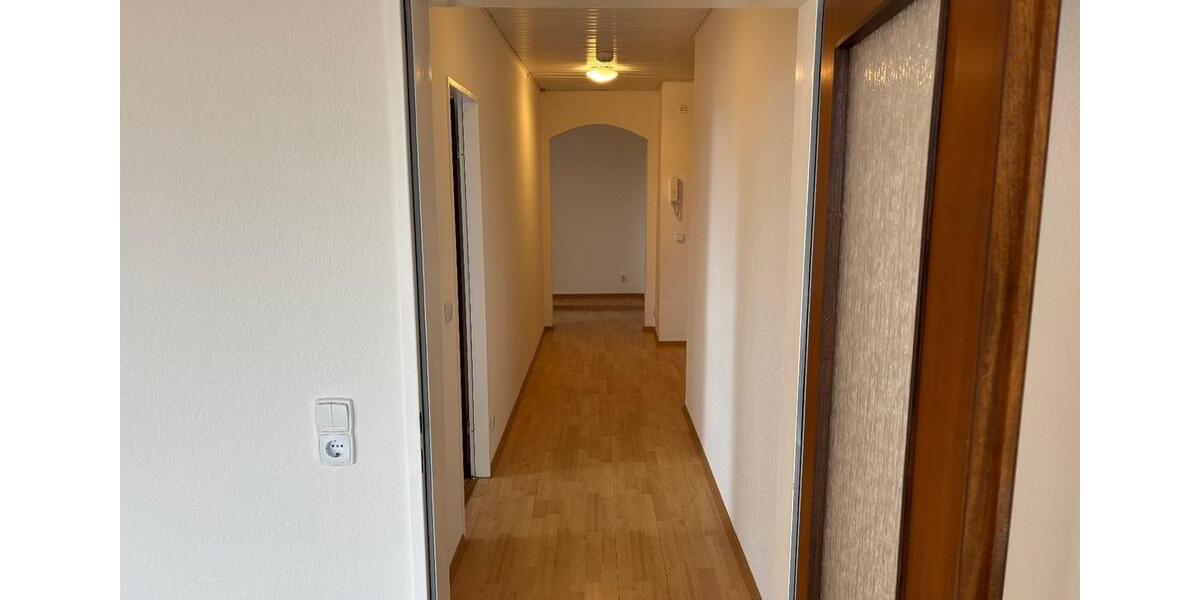 Etagenwohnung Barsinghausen - 4 Zimmer, 112 m&sup2;, 1.100&euro; | Angebot:25418753