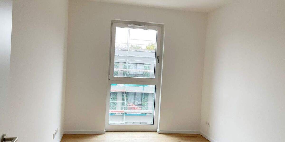 Etagenwohnung Hannover Döhren - 5 Zimmer, 130 m&sup2;, 1.890&euro; | Angebot:25677105