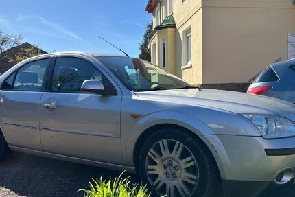 Ford Mondeo 126.000 km 1.300 &euro; Stadthagen 31655