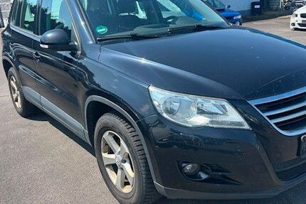 VW Tiguan 251.000 km 4.250 &euro; Lehrte-Hämelerwald 31275