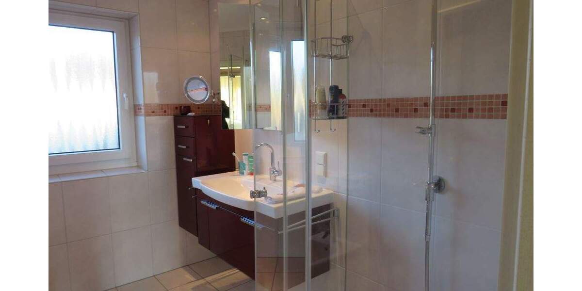 Doppelhaushälfte Garbsen Osterwald O. E. - 4 Zimmer, 115 m&sup2;, 390.000&euro; | Angebot:25697124