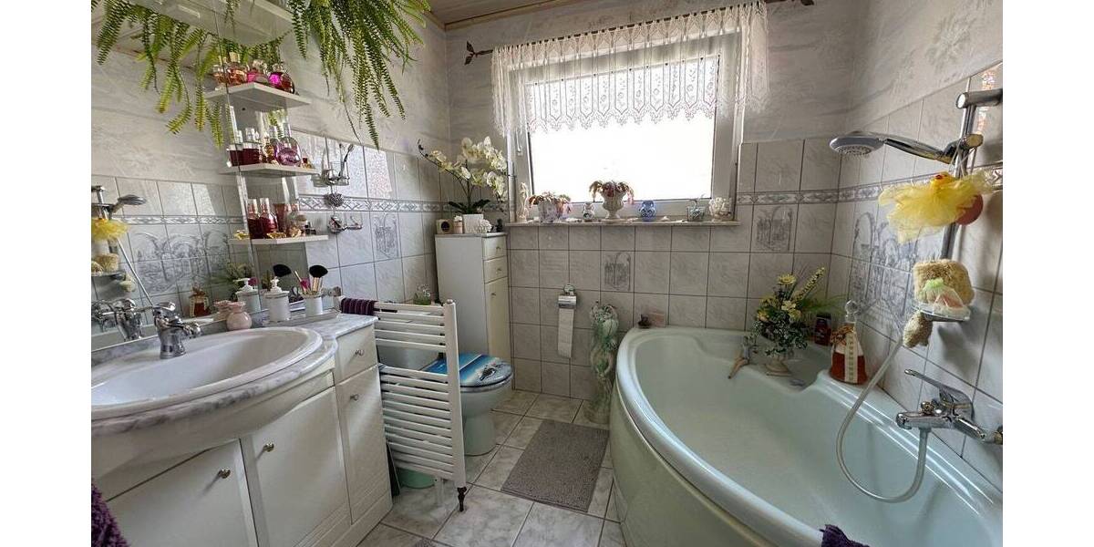 Reihenmittelhaus Stadthagen - 5 Zimmer, 105 m&sup2;, 185.000&euro; | Angebot:25731239