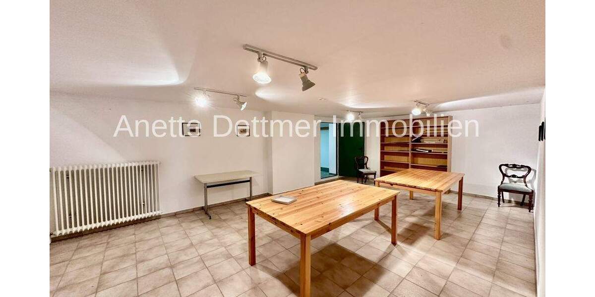 Doppelhaushälfte Burgwedel / Großburgwedel Großburgwedel - 8 Zimmer, 221 m&sup2;, 499.000&euro; | Angebot:25695309