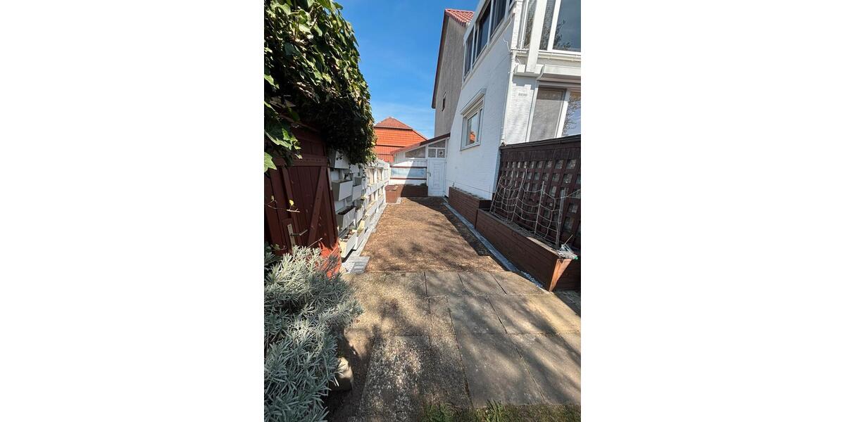 Reihenhaus Sehnde - 3 Zimmer, 87 m&sup2;, 299.000&euro; | Angebot:25404403