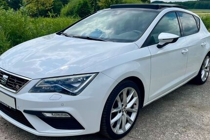 Seat Leon 142.420 km 14.280 &euro; Springe 31832