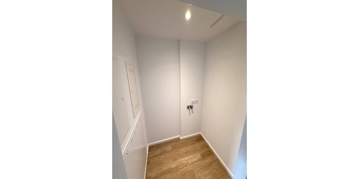 Etagenwohnung Hannover Vahrenwald - 3 Zimmer, 113 m&sup2;, 1.872&euro; | Angebot:26695287
