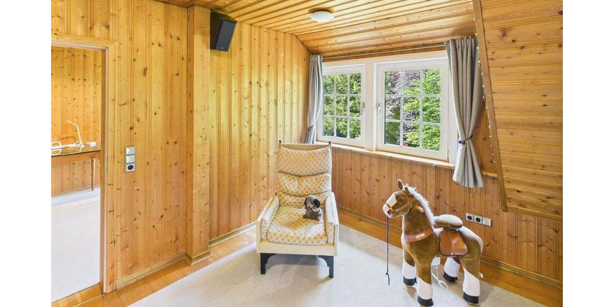 Einfamilienhaus Wedemark Bissendorf - 9 Zimmer, 348 m&sup2;, 1.250.000&euro; | Angebot:25777845