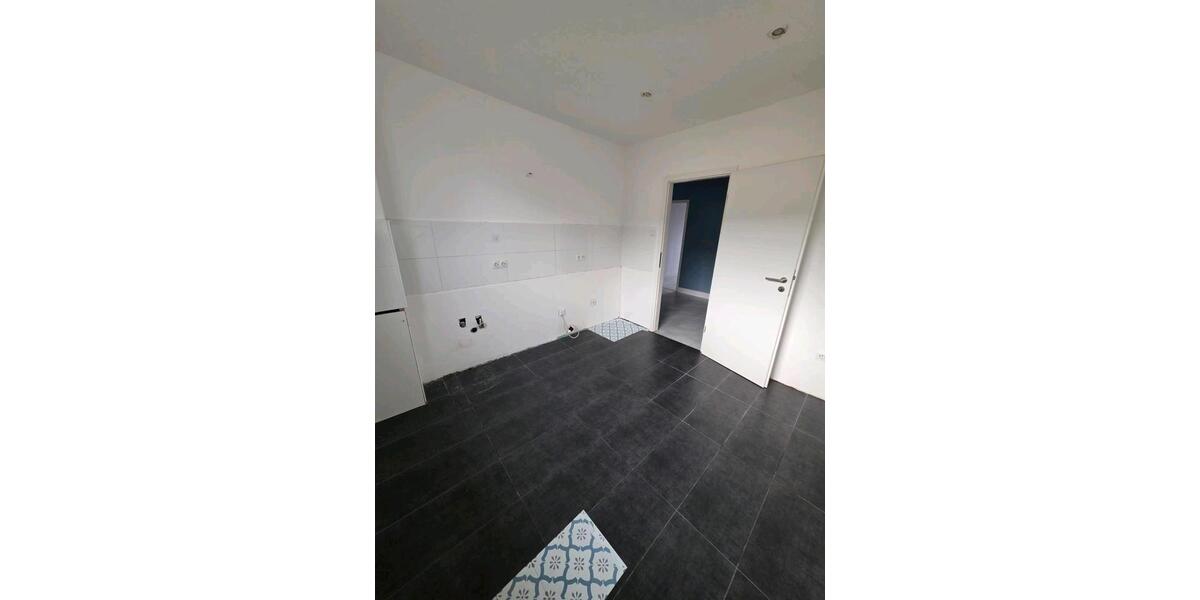 Etagenwohnung Lindhorst - 3 Zimmer, 74 m&sup2;, 700&euro; | Angebot:25012415