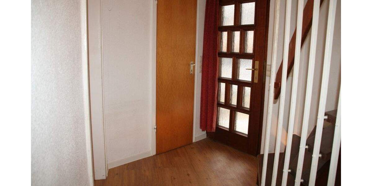 Etagenwohnung Wennigsen / Bredenbeck am Deister Bredenbeck - 4 Zimmer, 91 m&sup2;, 215.000&euro; | Angebot:25818267