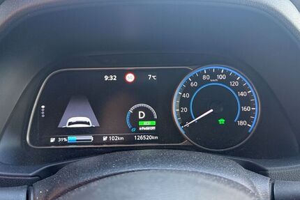 Nissan Leaf 127.000 km 13.500 &euro; Hannover 30459