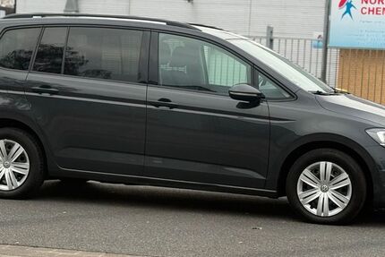 VW Touran 140.000 km 14.200 &euro; Hannover 30179
