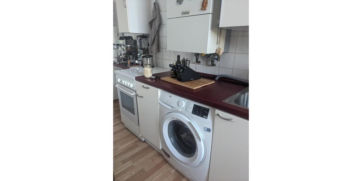 Etagenwohnung Hannover Vahrenwald-List - 2 Zimmer, 72 m&sup2;, 1.165&euro; | Angebot:25639005