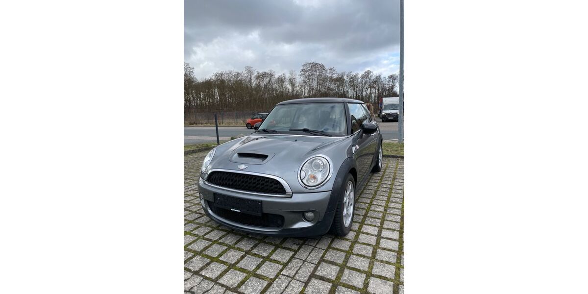 Mini Cooper S 153.000 km 6.990 &euro; Hannover 30539