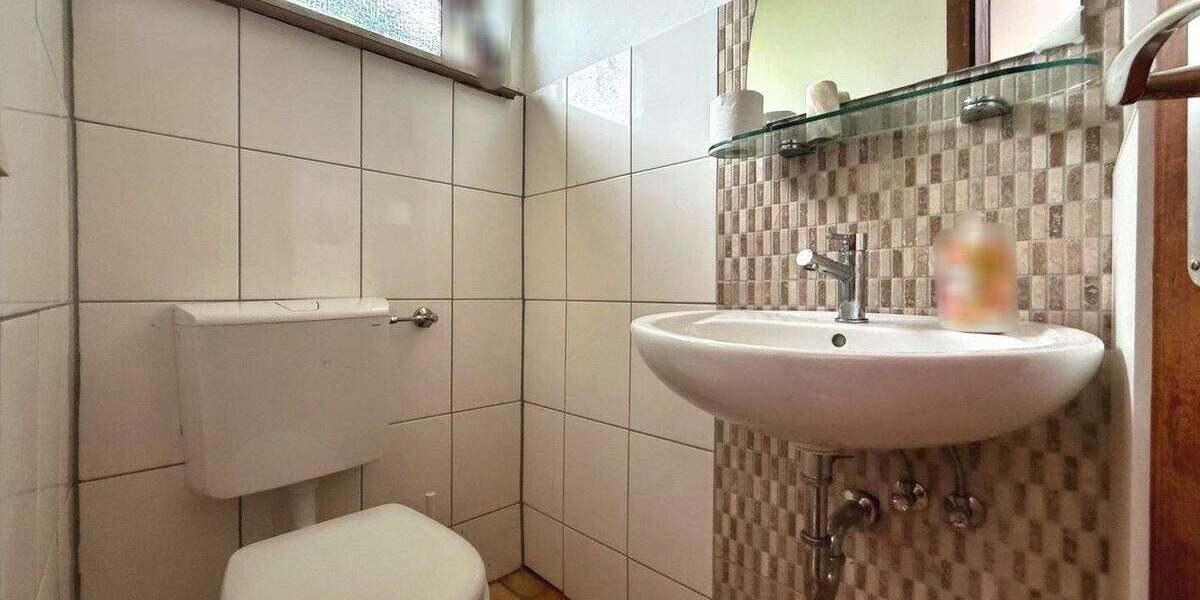 Einfamilienhaus Isernhagen Kirchhorst - 8 Zimmer, 193 m&sup2;, 449.000&euro; | Angebot:25685618