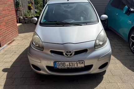 Toyota Aygo (X) 121.700 km 2.900 &euro; Stadthagen 31655