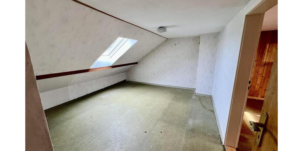 Zweifamilienhaus mit Garten - Doppelhaushälfte Sarstedt | Angebot:26972386