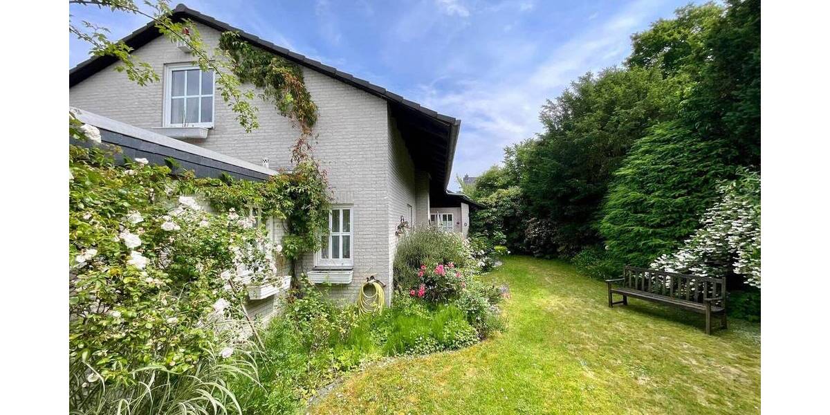 Einfamilienhaus Isernhagen Isernhagen K.B. - 4 Zimmer, 227 m&sup2;, 574.000&euro; | Angebot:25731928