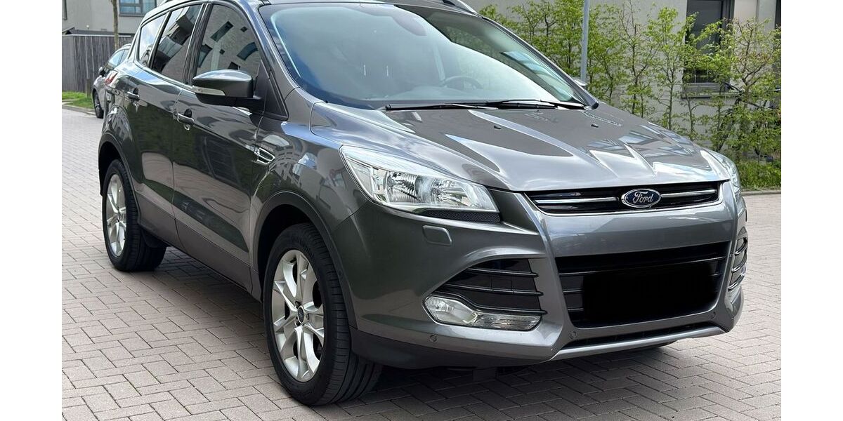 Ford Kuga 55.000 km 11.299 &euro; Hannover 30179