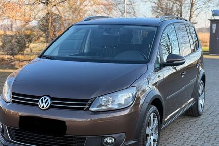 VW Touran 261.738 km 6.790 &euro; Neustadt 31535